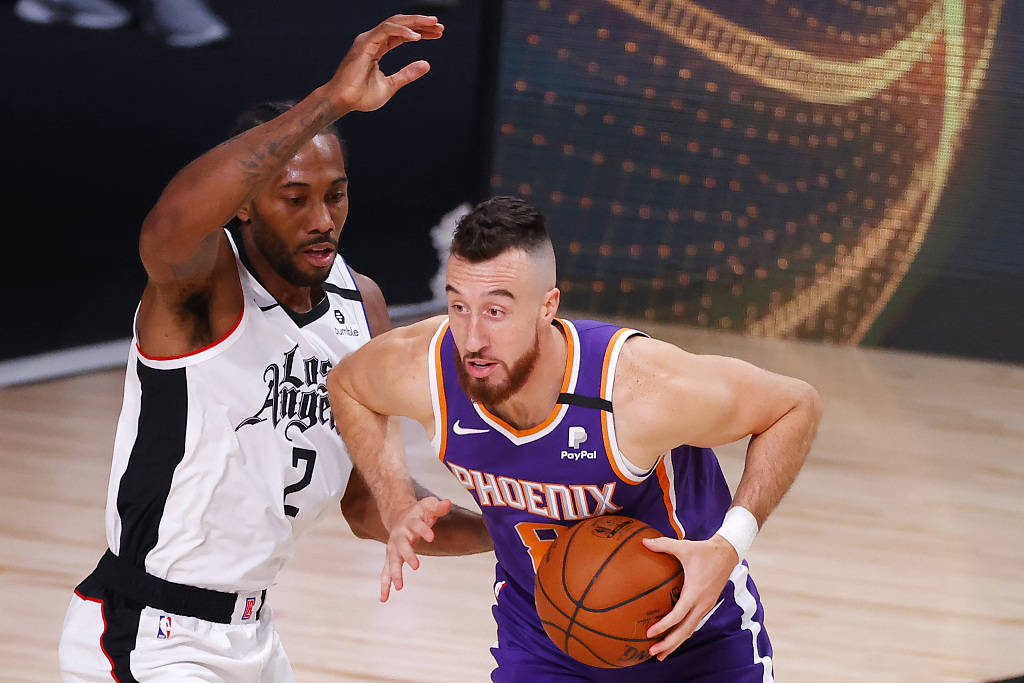 九游体育APP-荷甲倒计时，奥兰多魔术关键时刻绝杀压哨，细节引发关注，引发热议，年轻球员得到机会(足坛十大绝杀)