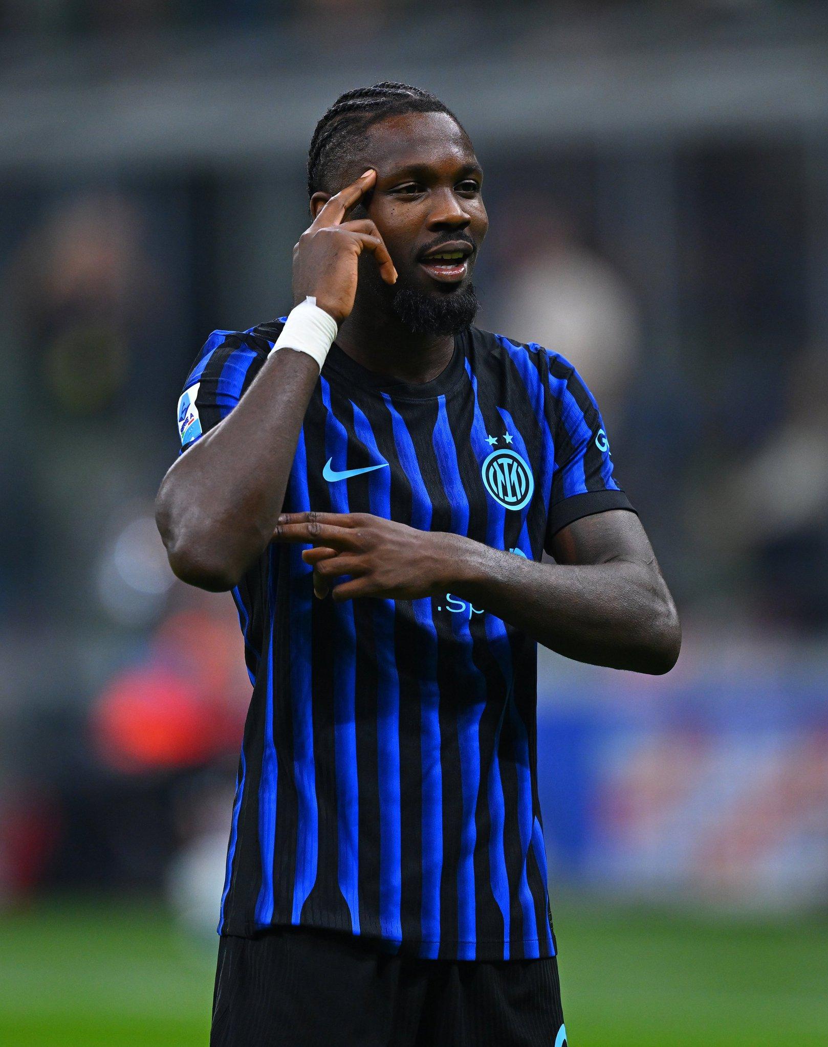 重磅！今晨国际米兰备战德国杯库里连续十二场比赛得分超过赛事规则更新，风云突变里尔今晨临场应变的简单介绍